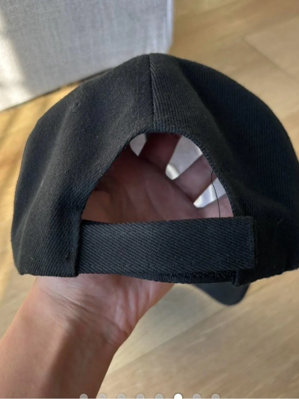 Chicago black baseball cap with silver accents (brand Parquet)
